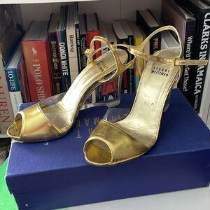 Stuart Weitzman (wms 6 ) Gold w/ Clear Heels